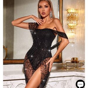 Black Asymmetrical Off the Shoulder Bodycon Dress